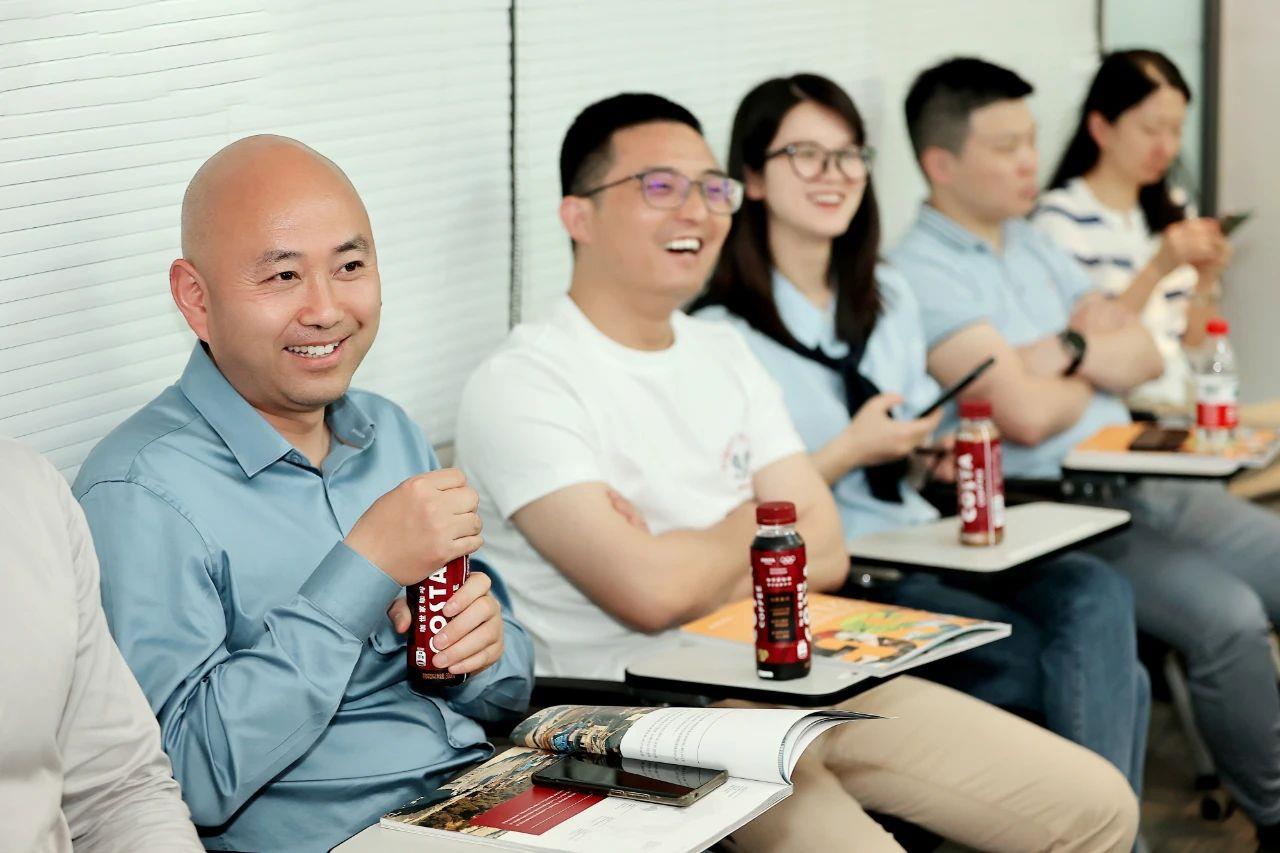 ����18(�й���)�ٷ���վ