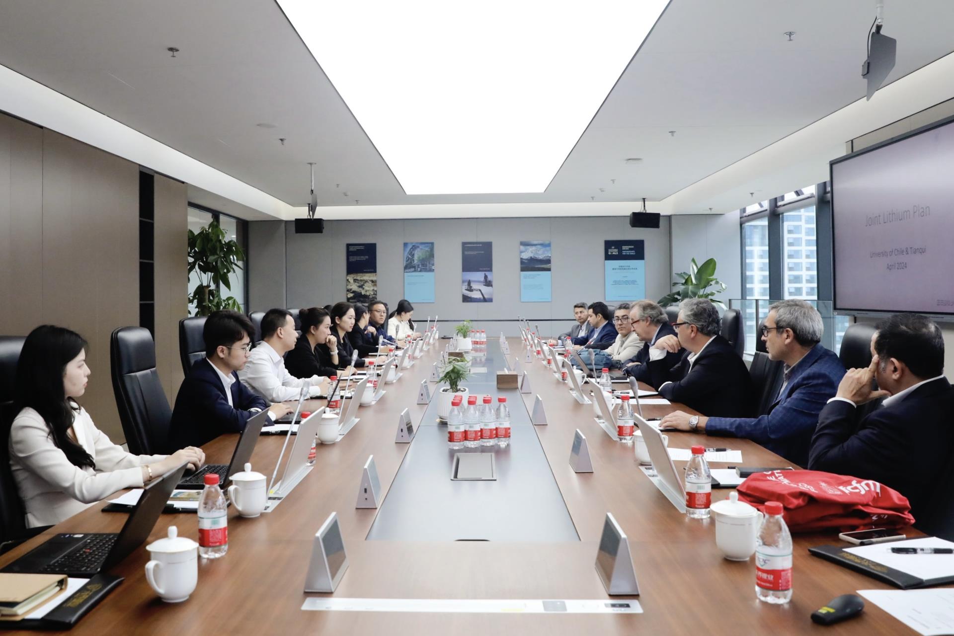 ����18(�й���)�ٷ���վ