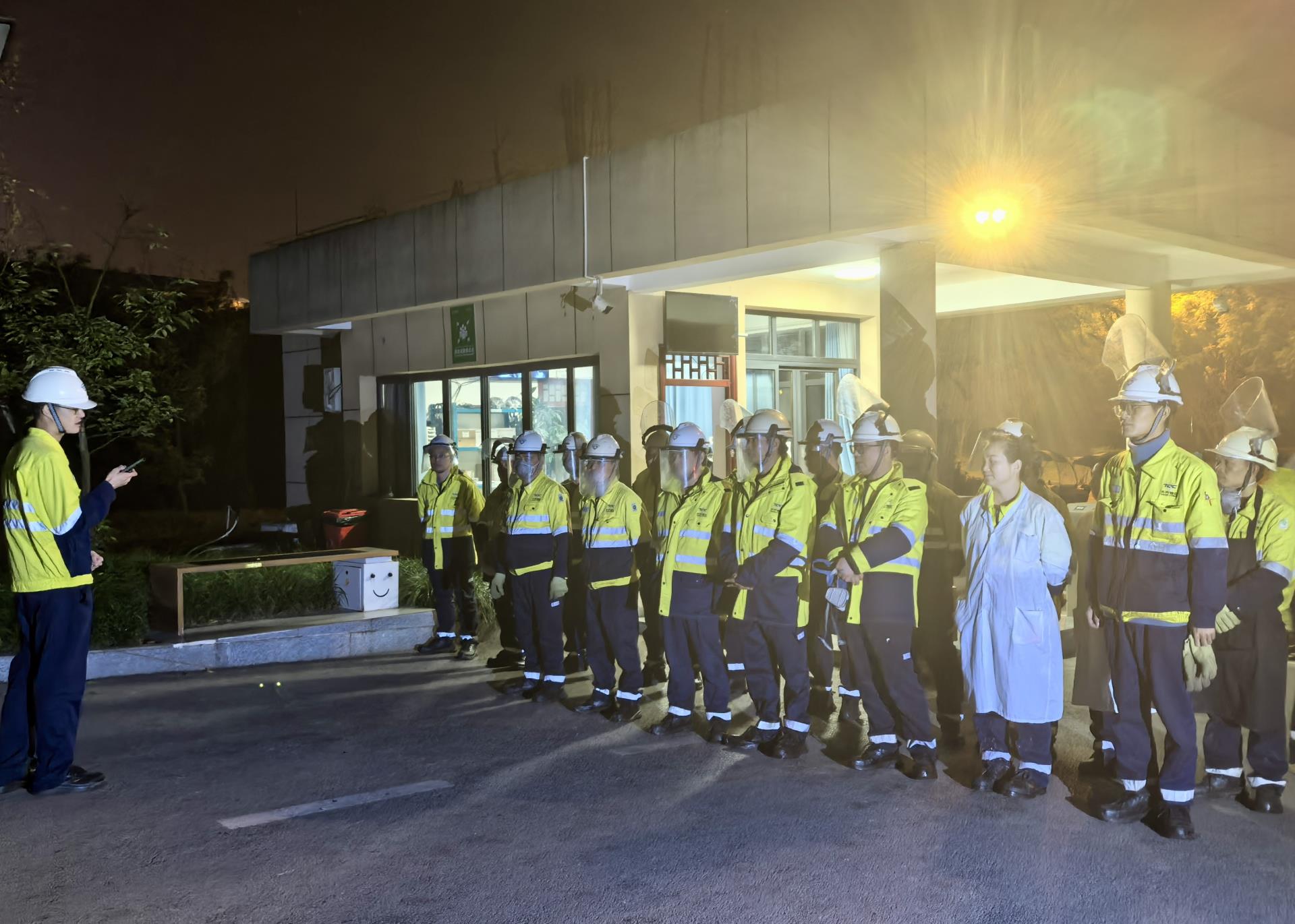 ����18(�й���)�ٷ���վ