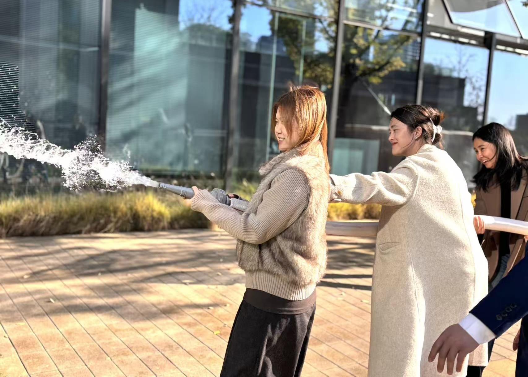 ����18(�й���)�ٷ���վ