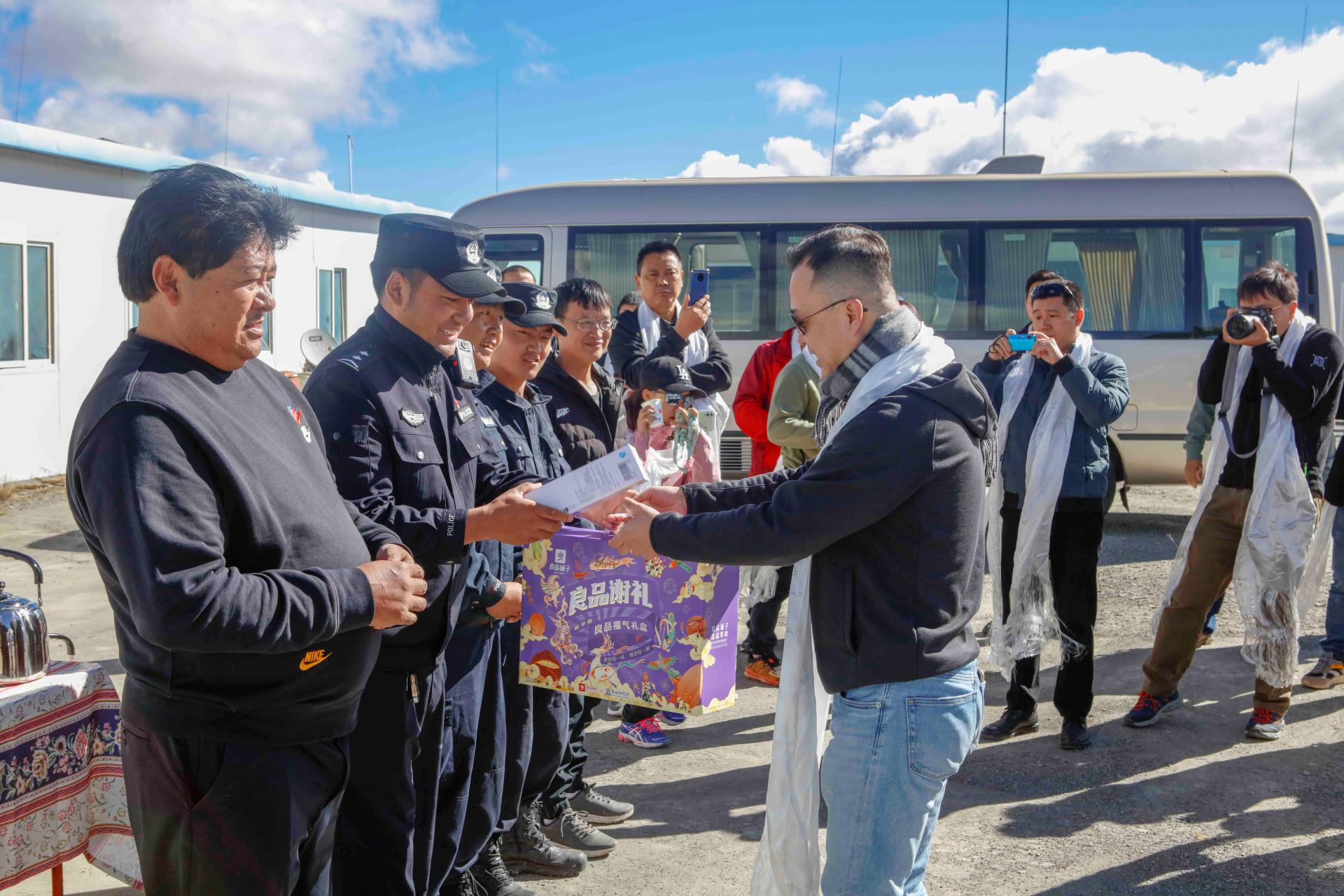 ����18(�й���)�ٷ���վ