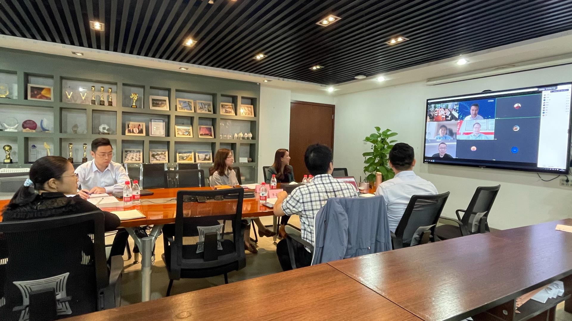 ����18(�й���)�ٷ���վ