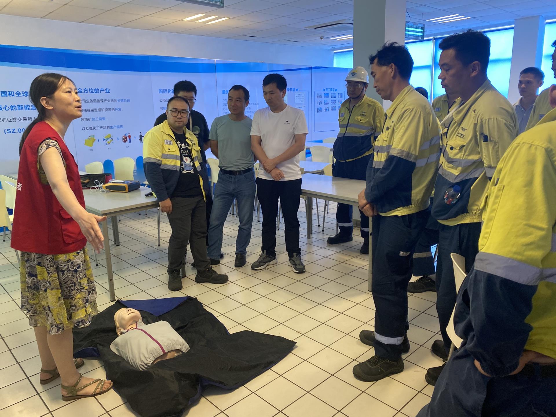 ����18(�й���)�ٷ���վ