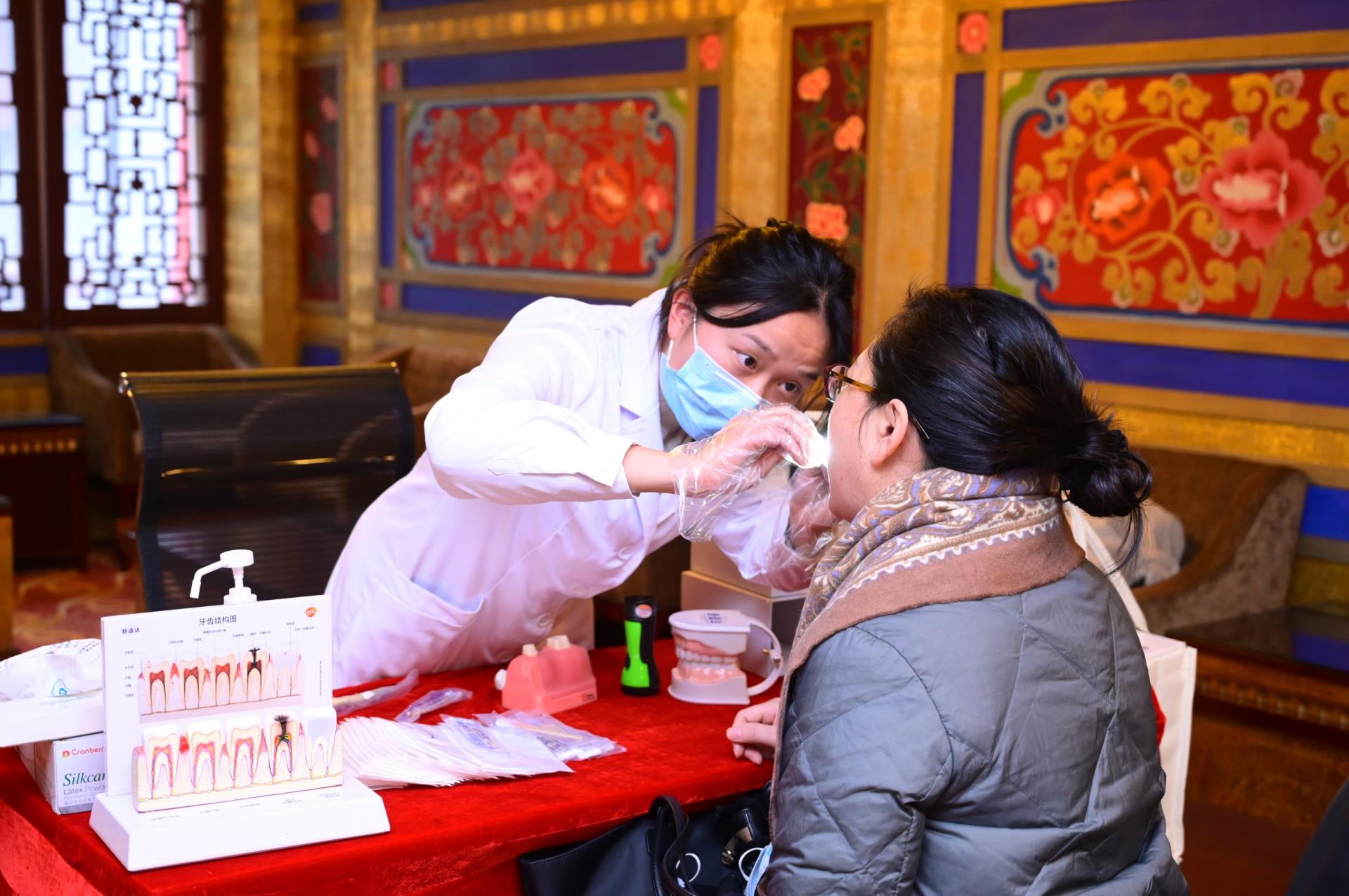 ����18(�й���)�ٷ���վ