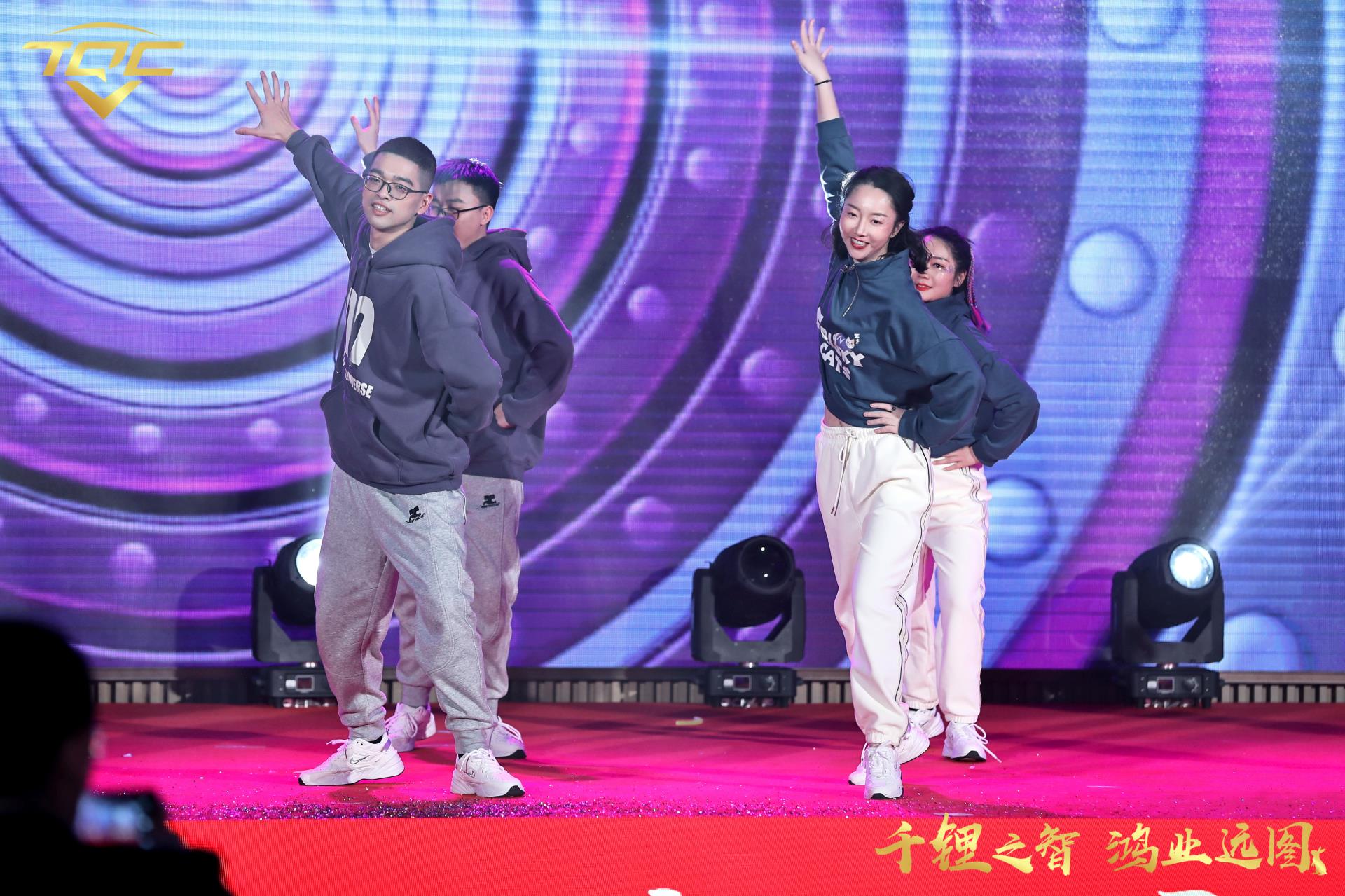 ����18(�й���)�ٷ���վ