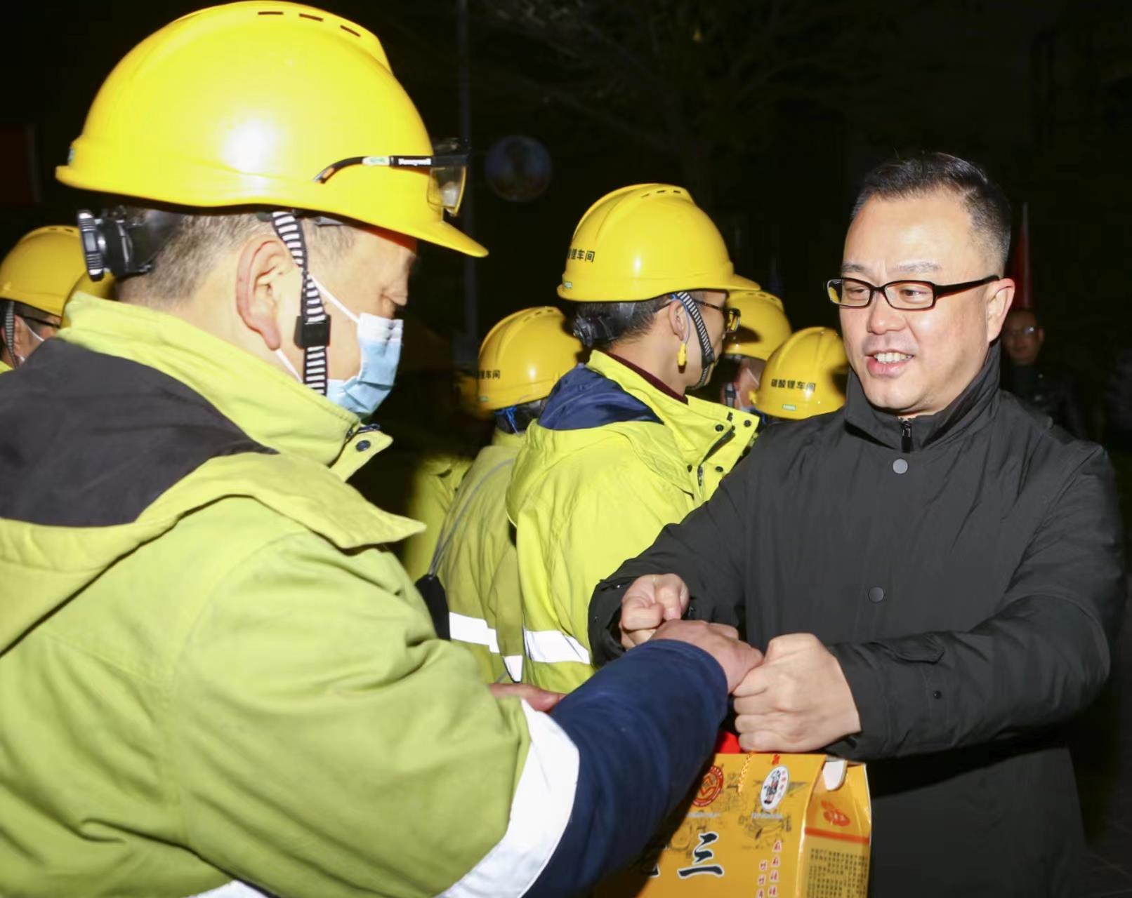 ����18(�й���)�ٷ���վ