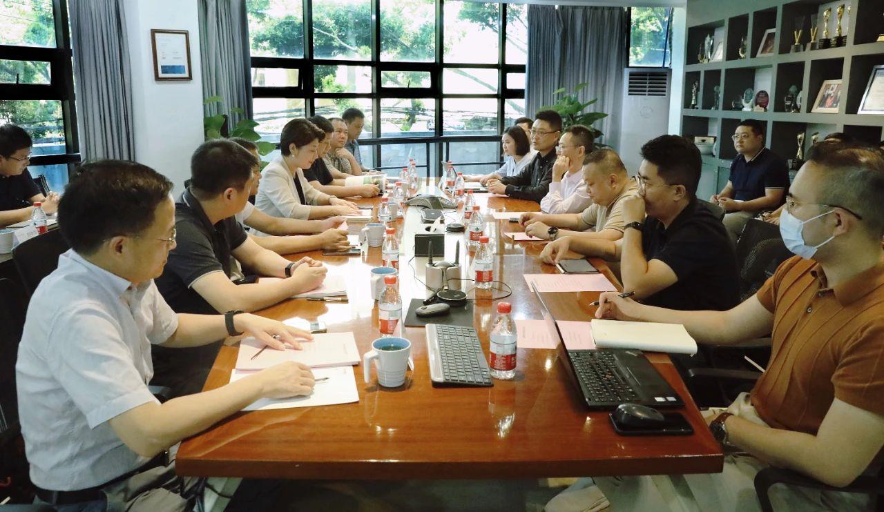 ����18(�й���)�ٷ���վ