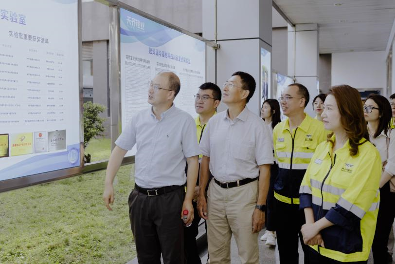 ����18(�й���)�ٷ���վ