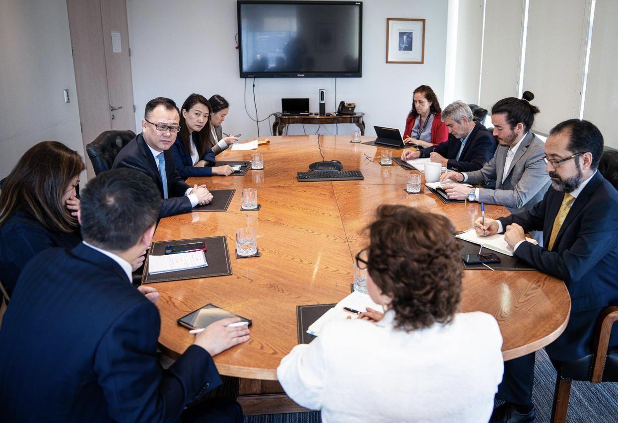 ����18(�й���)�ٷ���վ