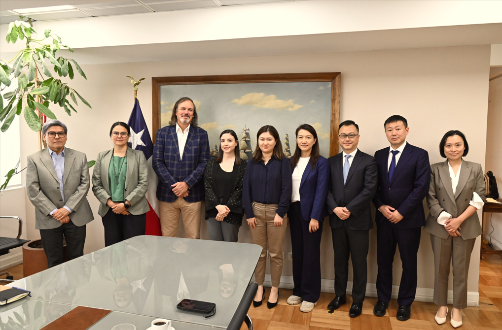 ����18(�й���)�ٷ���վ