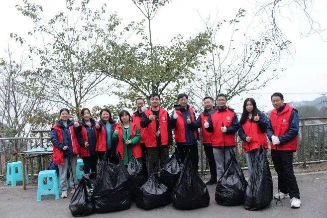 ����18(�й���)�ٷ���վ