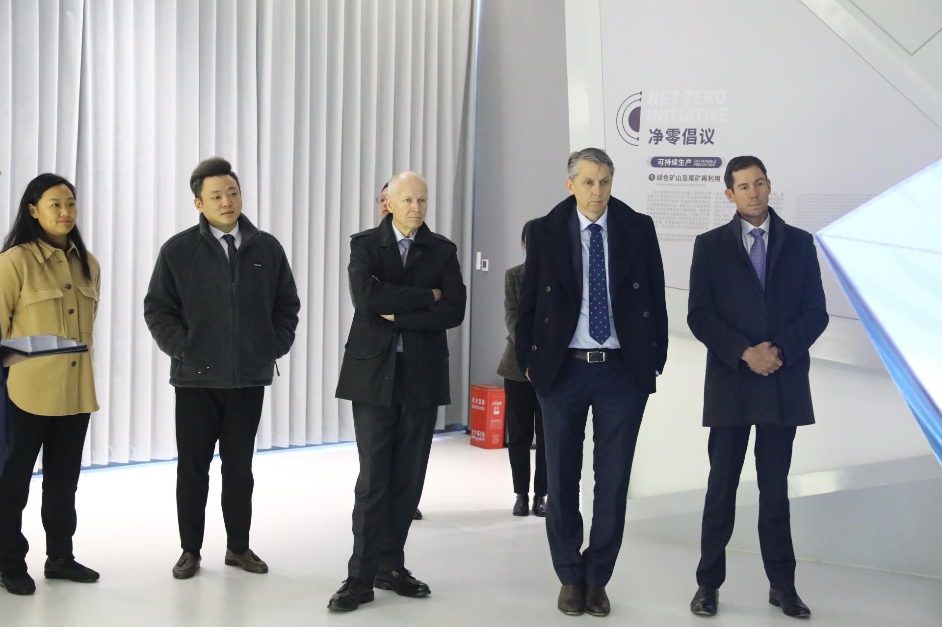 ����18(�й���)�ٷ���վ