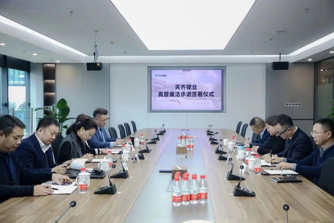 ����18(�й���)�ٷ���վ