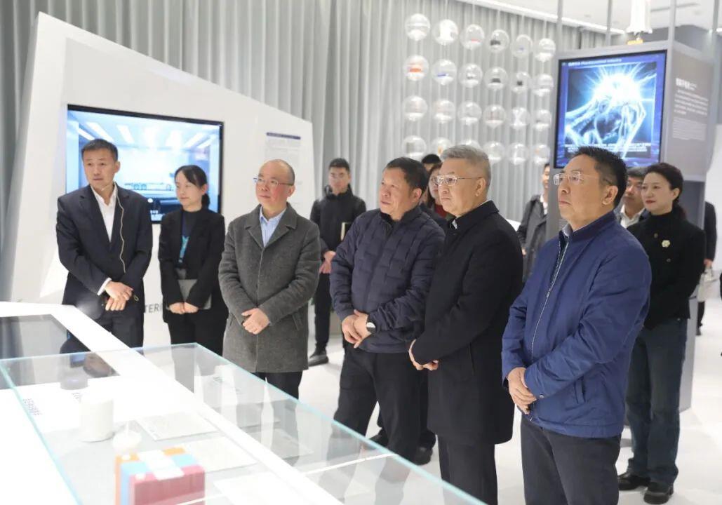 ����18(�й���)�ٷ���վ