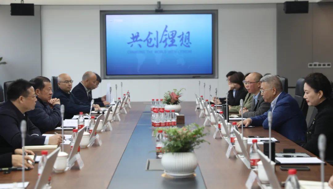 ����18(�й���)�ٷ���վ