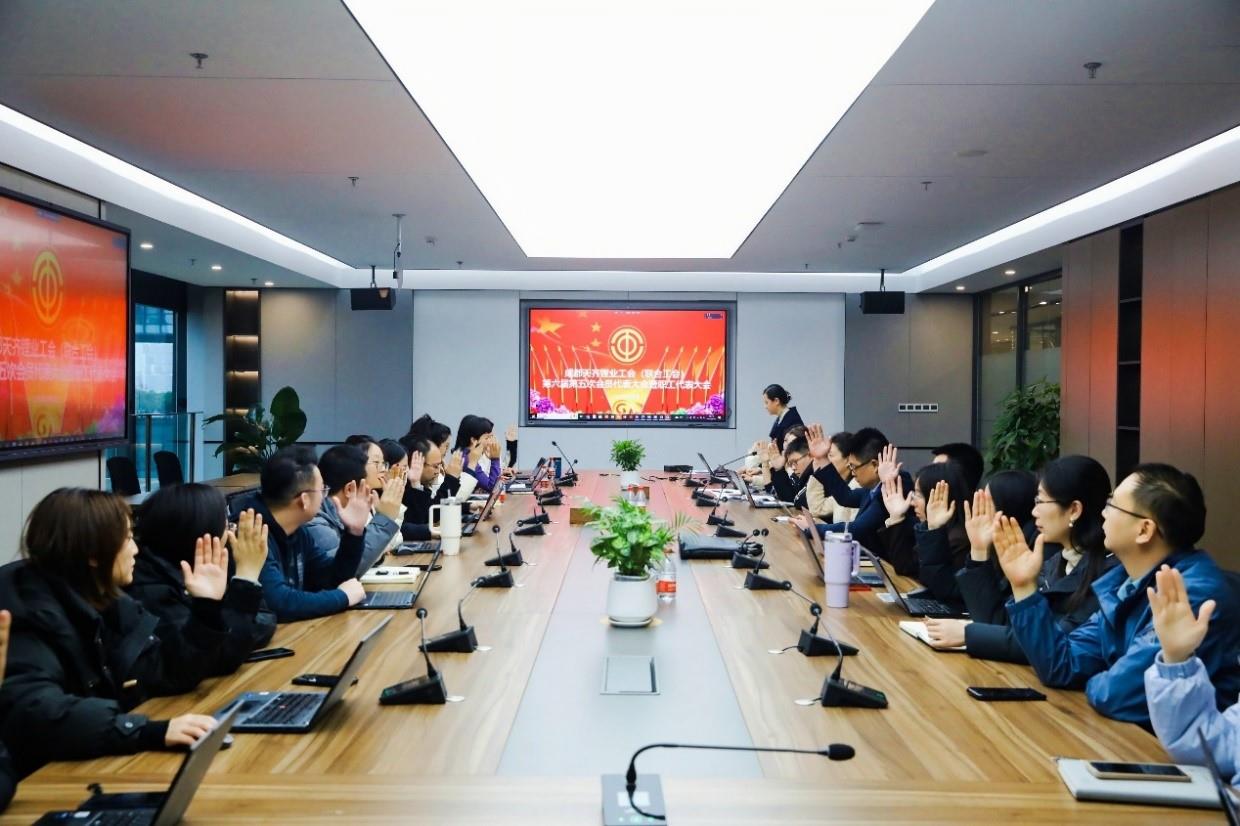 ����18(�й���)�ٷ���վ