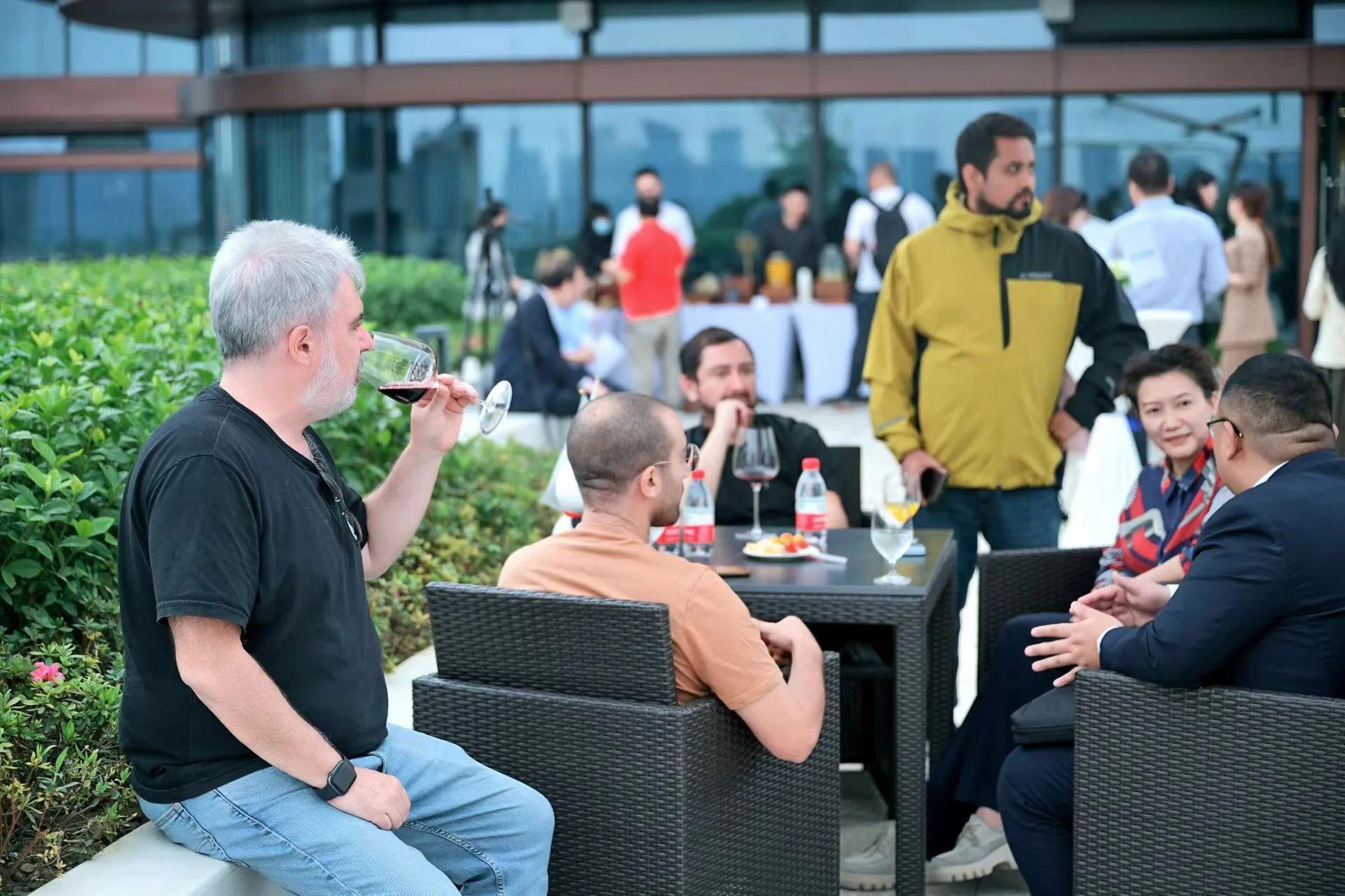 ����18(�й���)�ٷ���վ