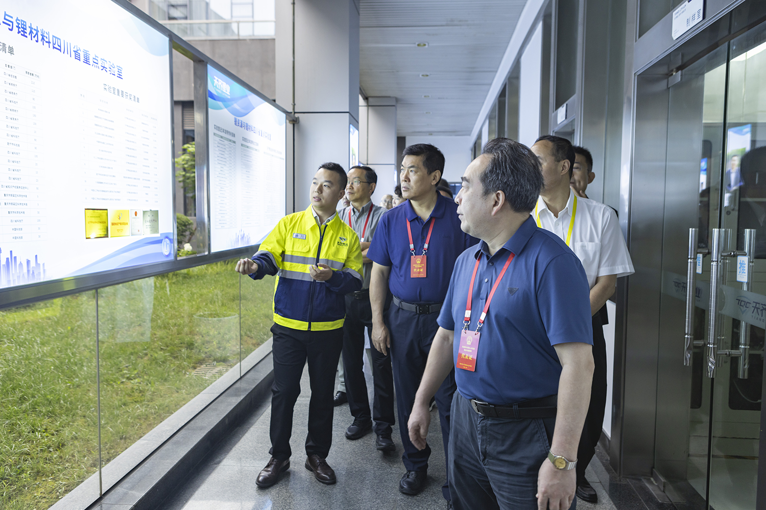 ����18(�й���)�ٷ���վ