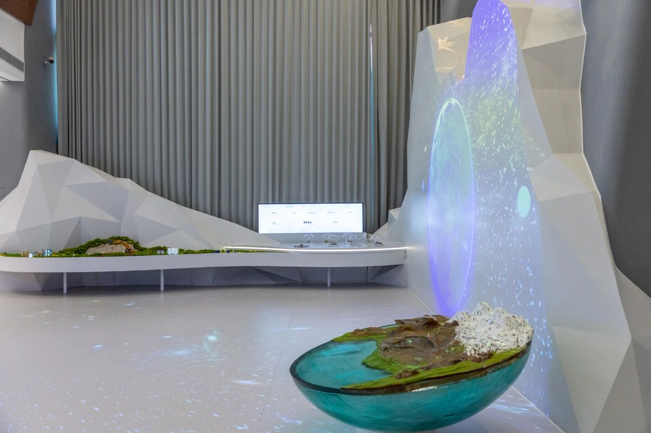 ����18(�й���)�ٷ���վ