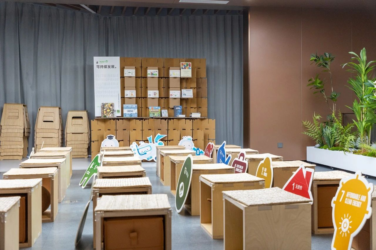 ����18(�й���)�ٷ���վ