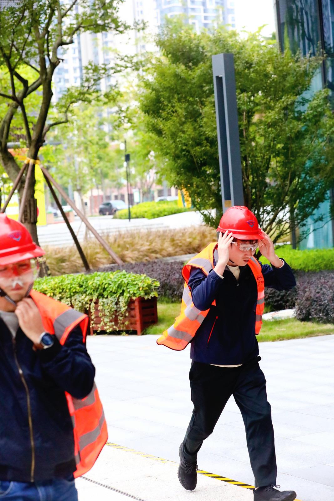 ����18(�й���)�ٷ���վ