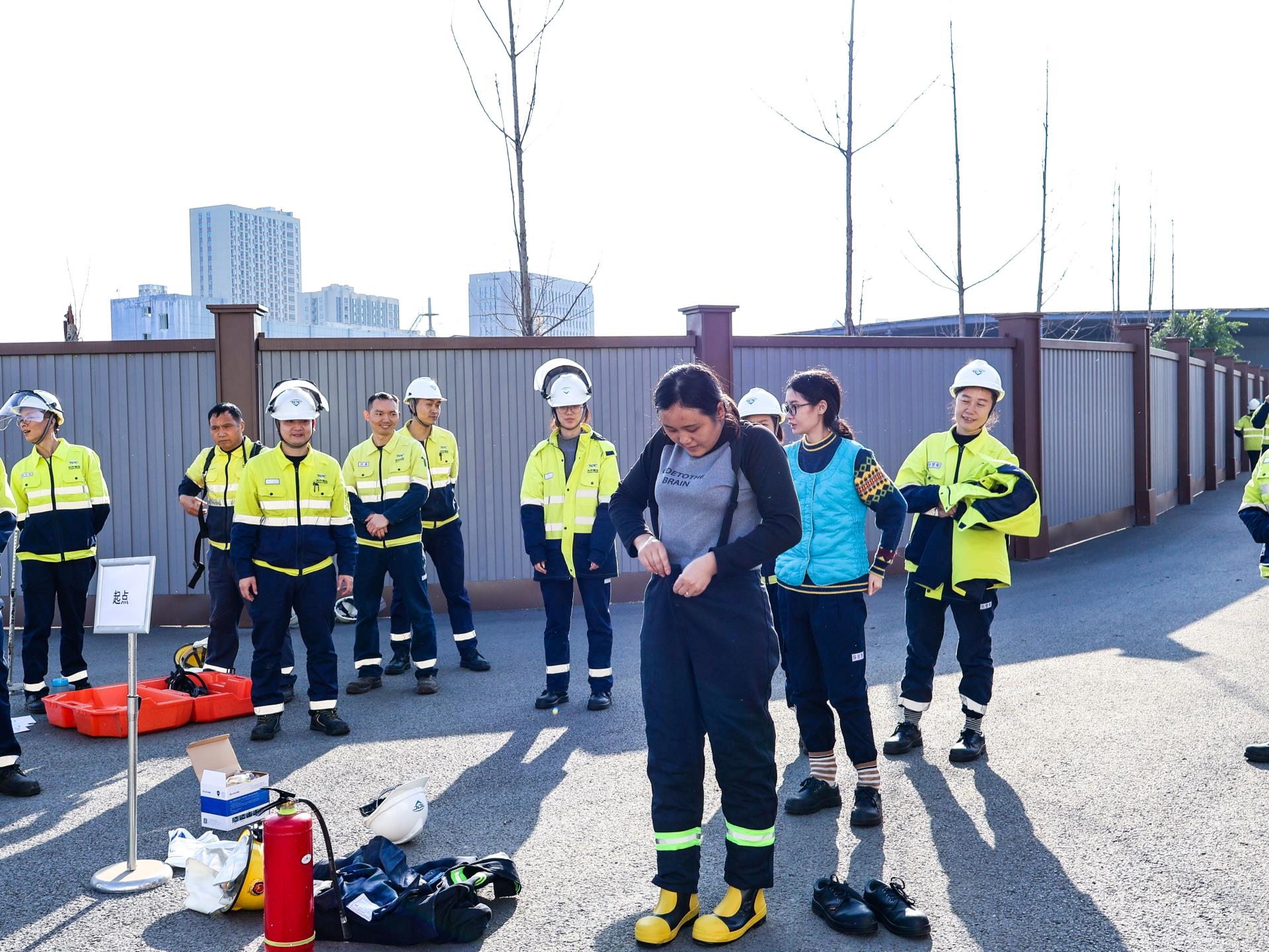 ����18(�й���)�ٷ���վ