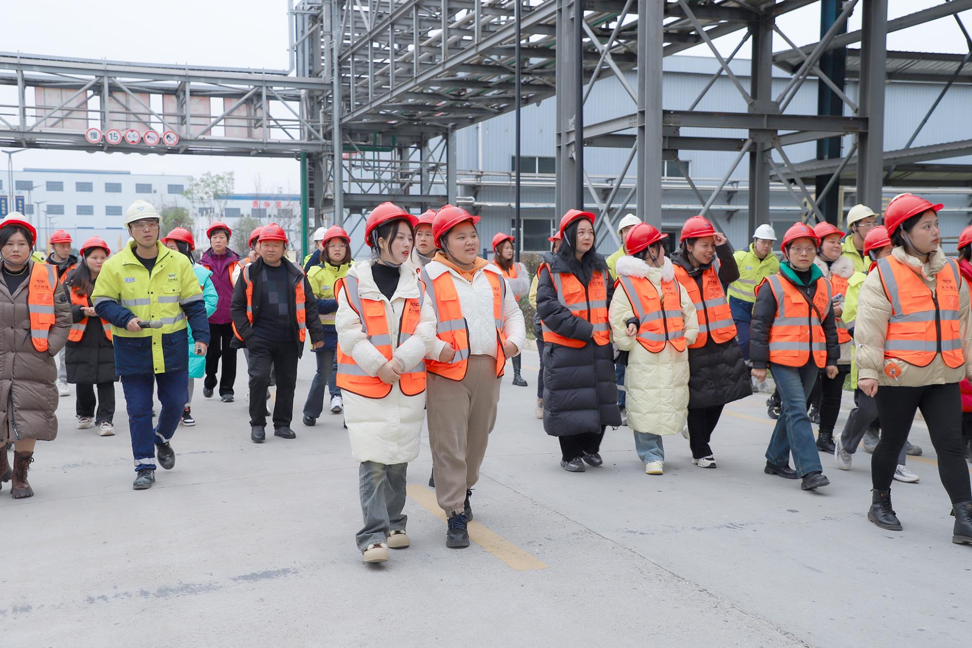 ����18(�й���)�ٷ���վ