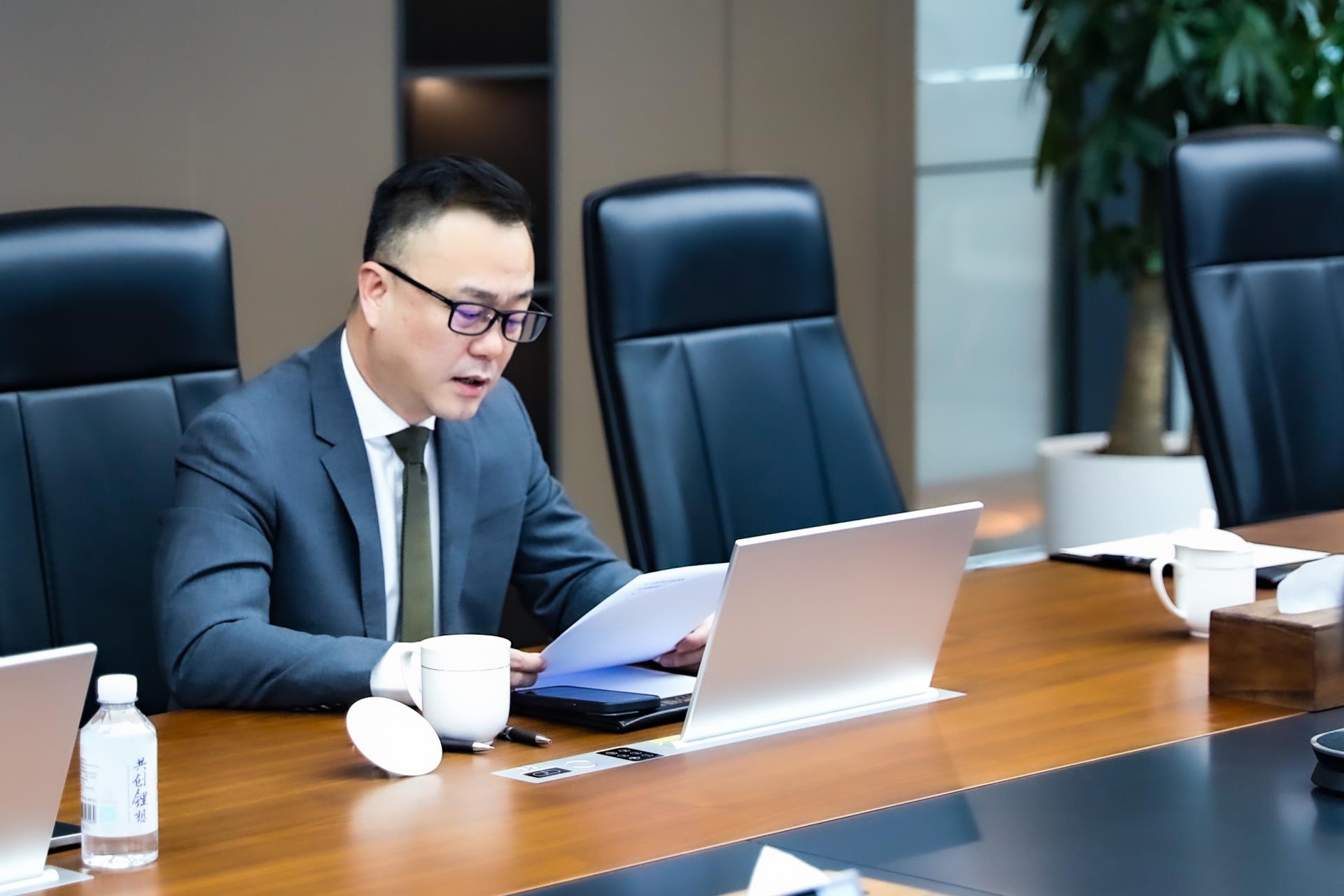 ����18(�й���)�ٷ���վ