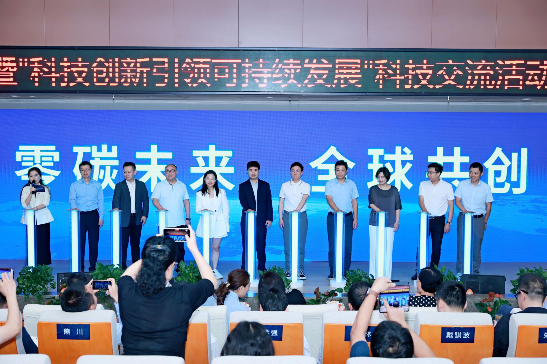 ����18(�й���)�ٷ���վ