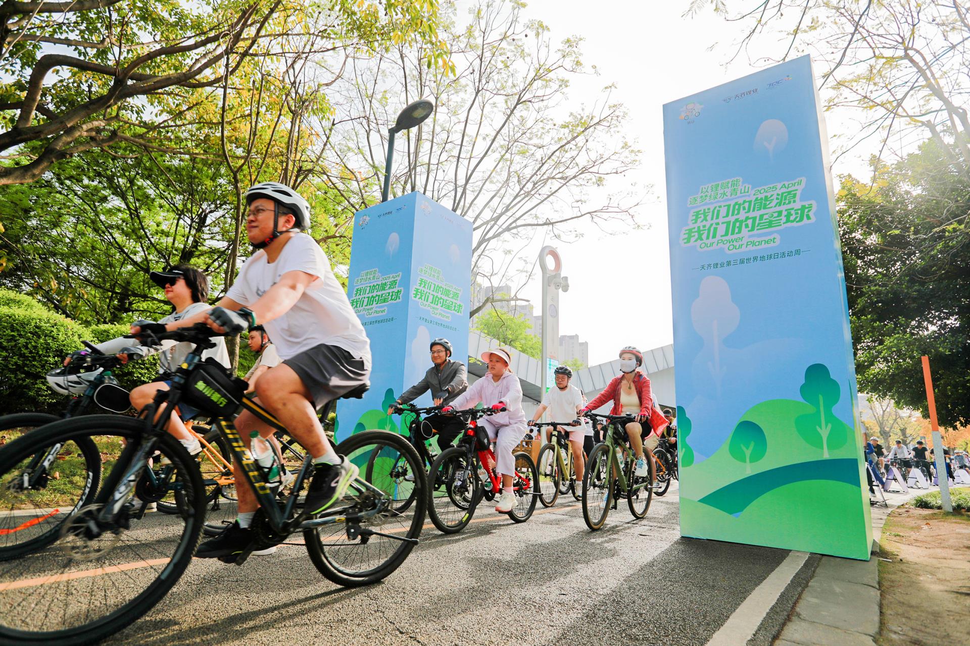 ����18(�й���)�ٷ���վ