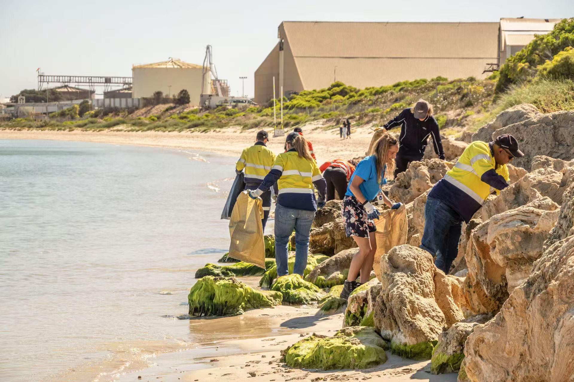 ����18(�й���)�ٷ���վ