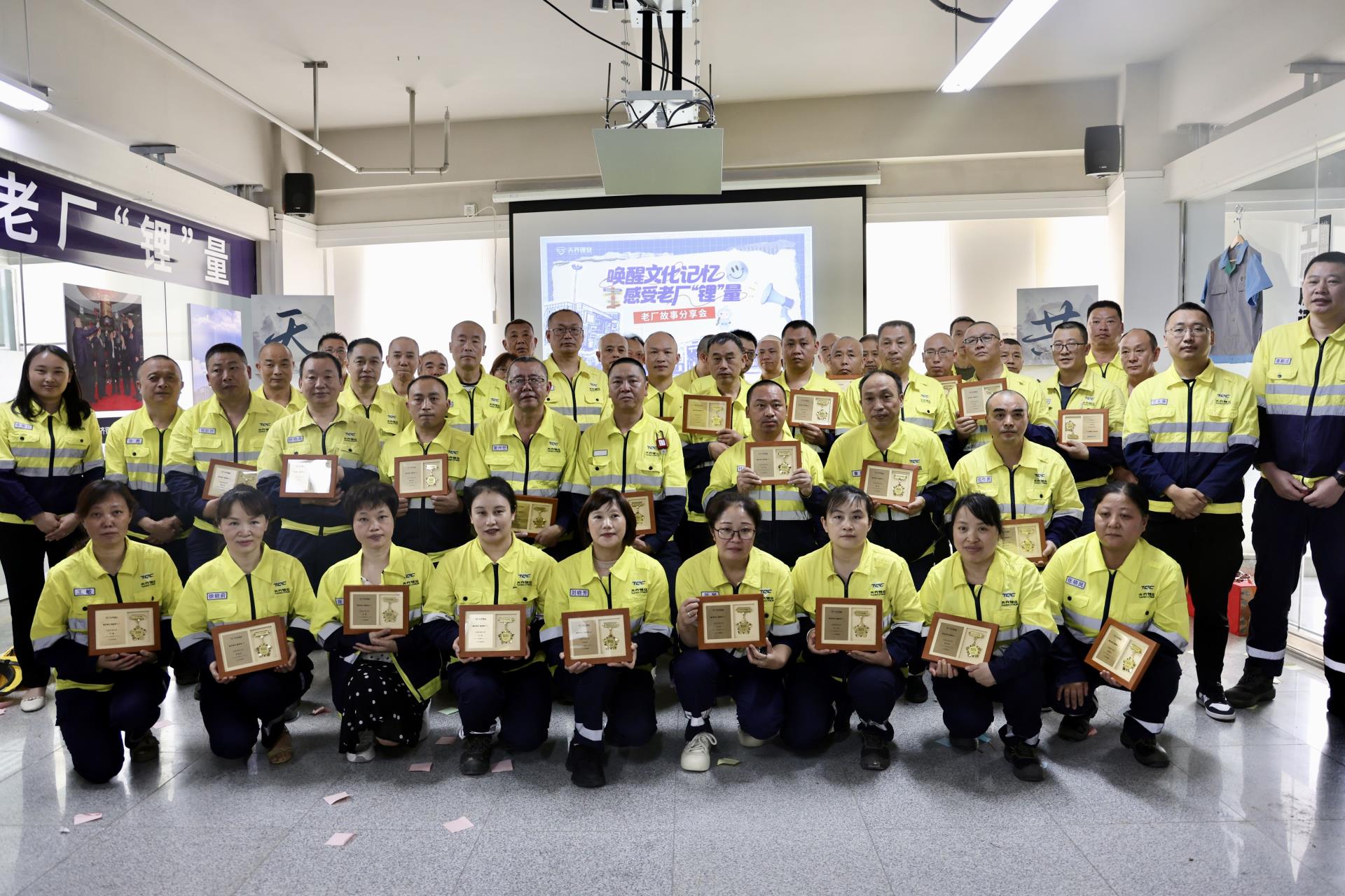 ����18(�й���)�ٷ���վ