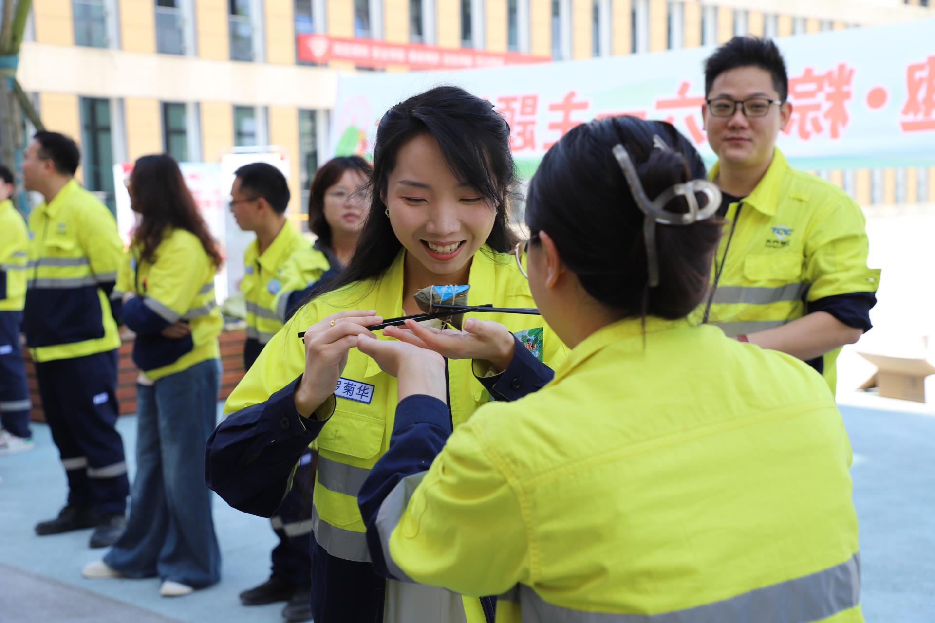 ����18(�й���)�ٷ���վ