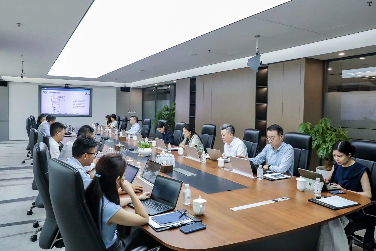 ����18(�й���)�ٷ���վ