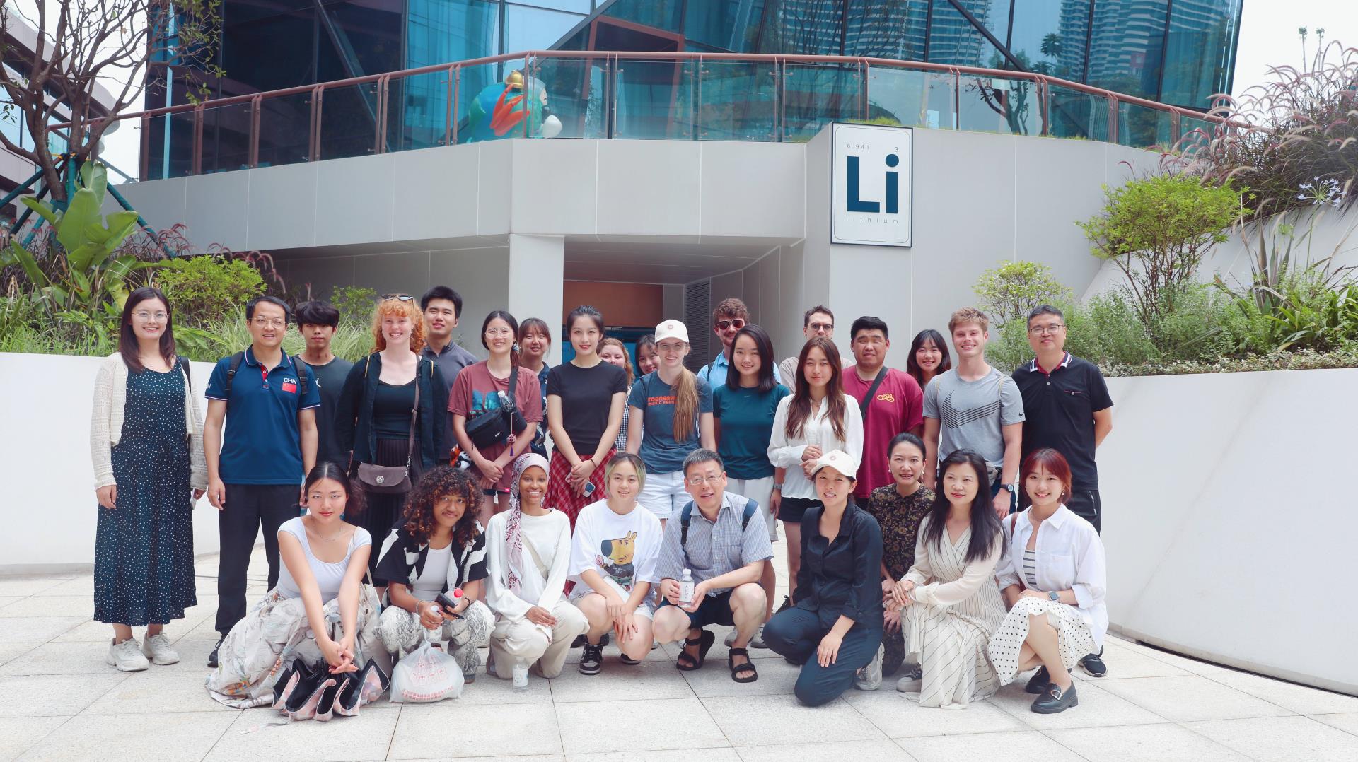 ����18(�й���)�ٷ���վ