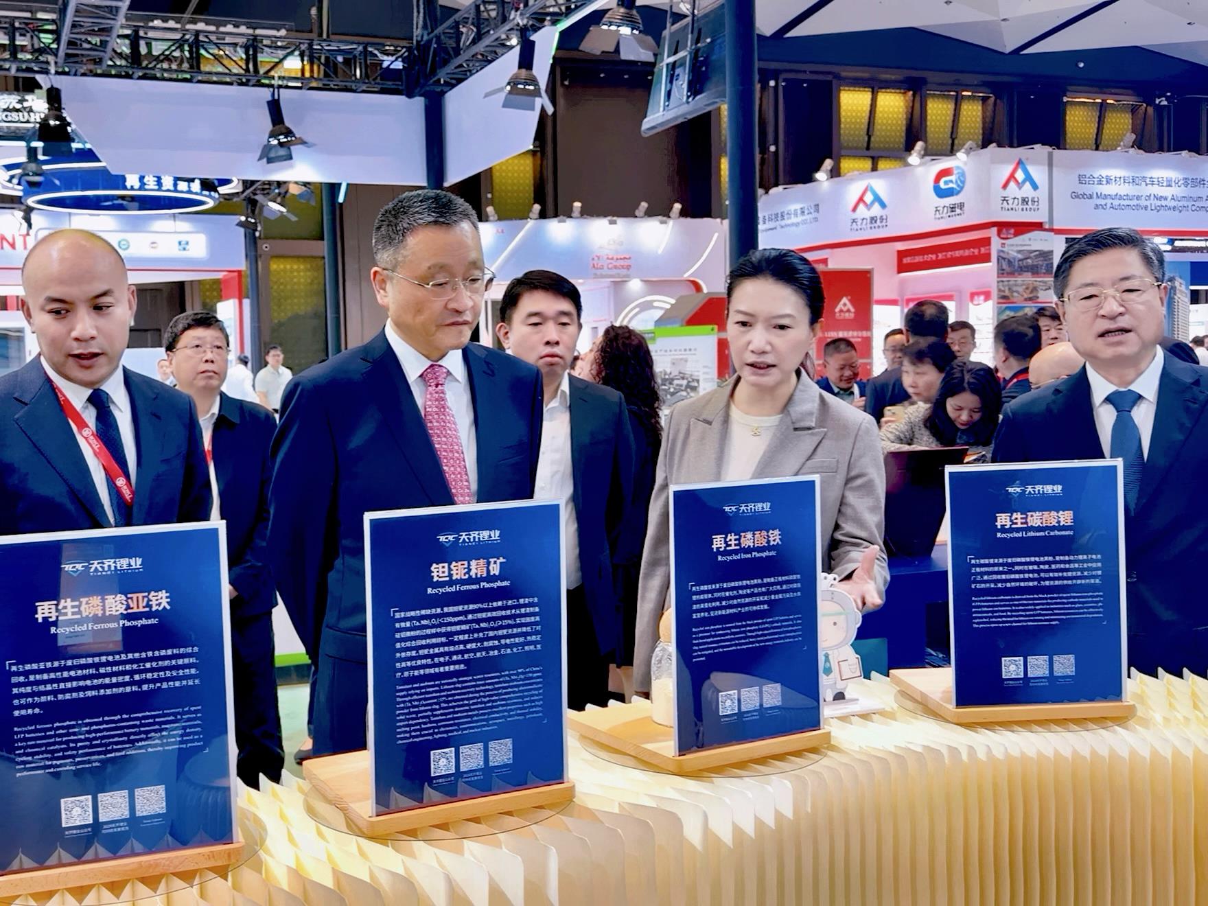 ����18(�й���)�ٷ���վ