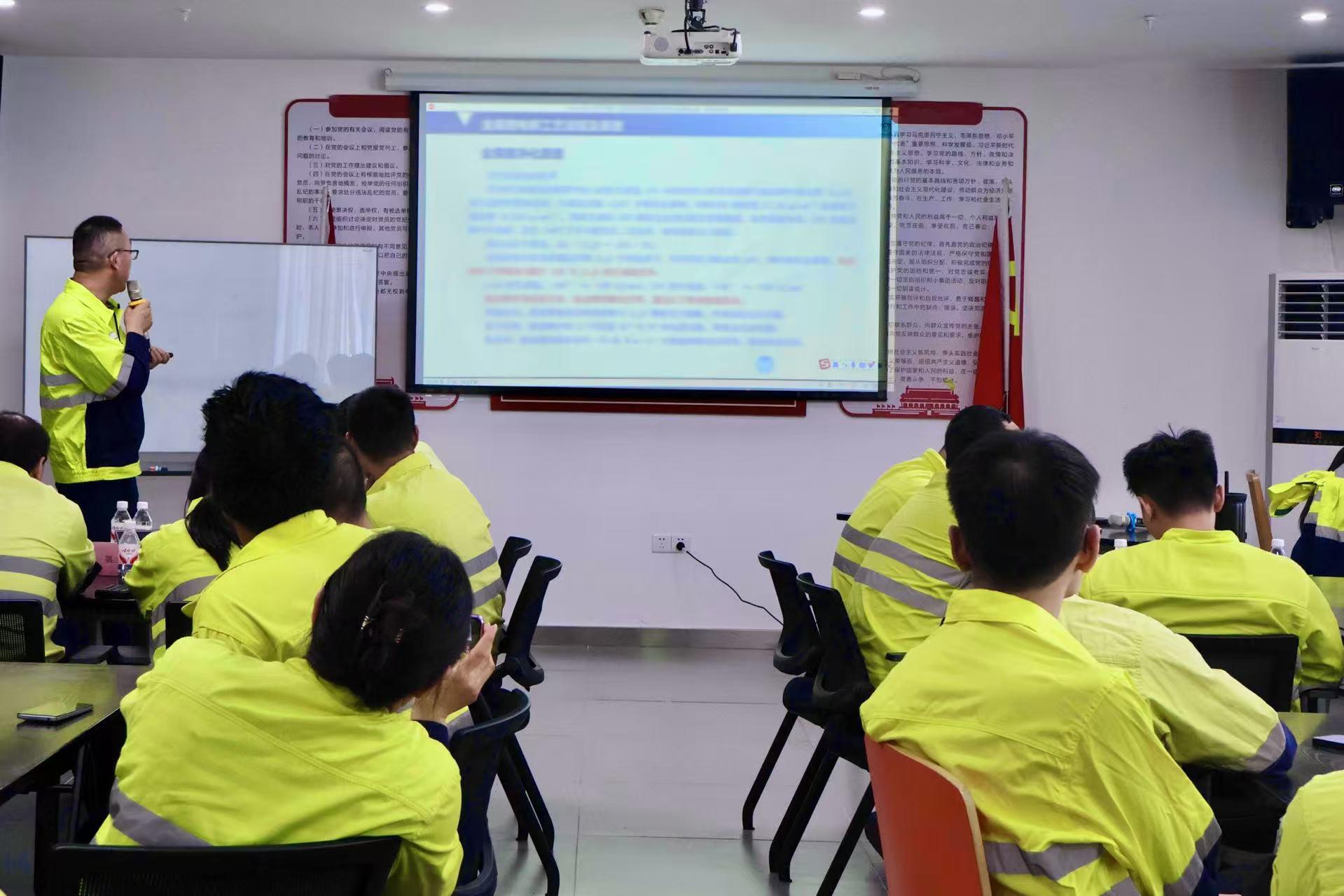 ����18(�й���)�ٷ���վ