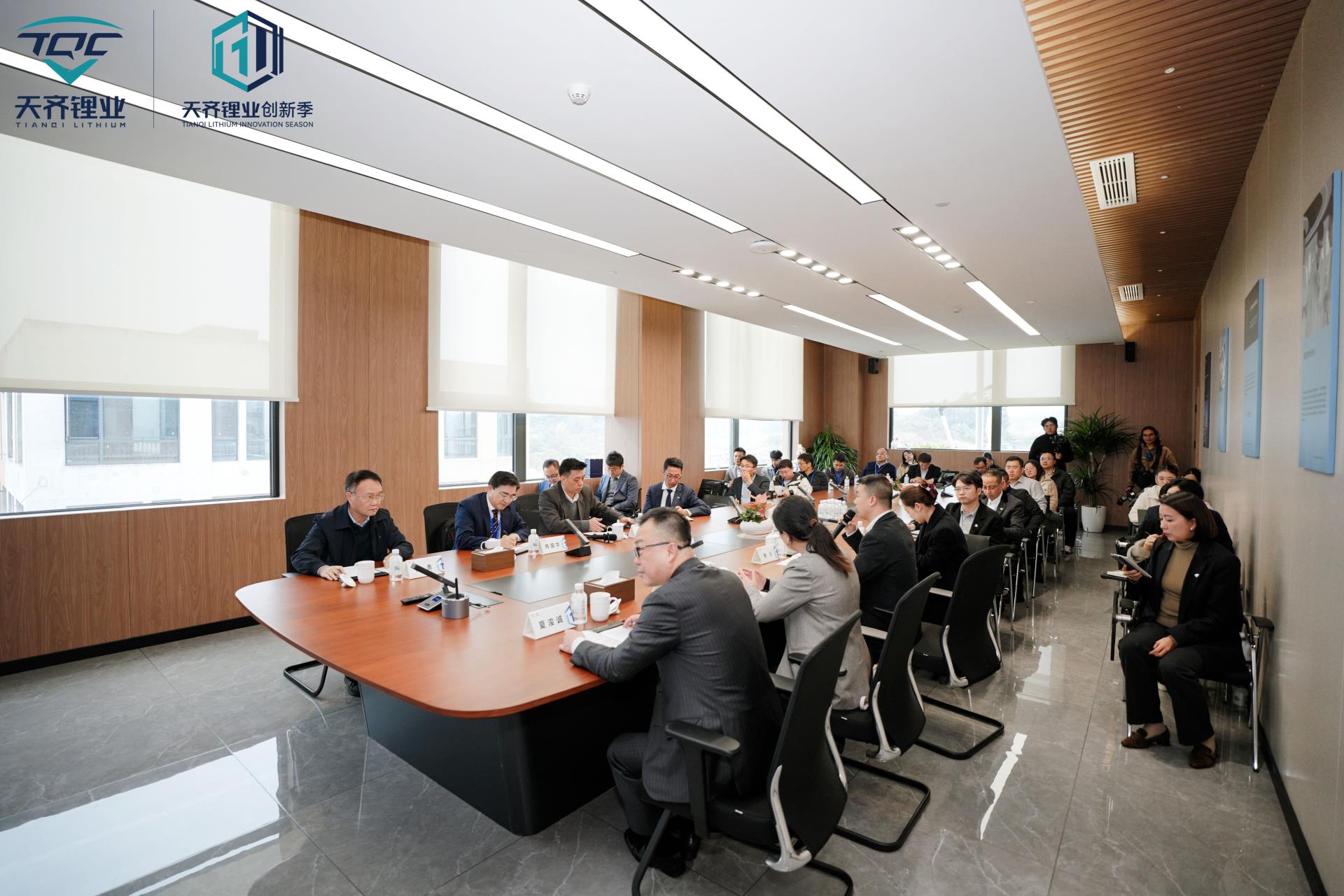 ����18(�й���)�ٷ���վ