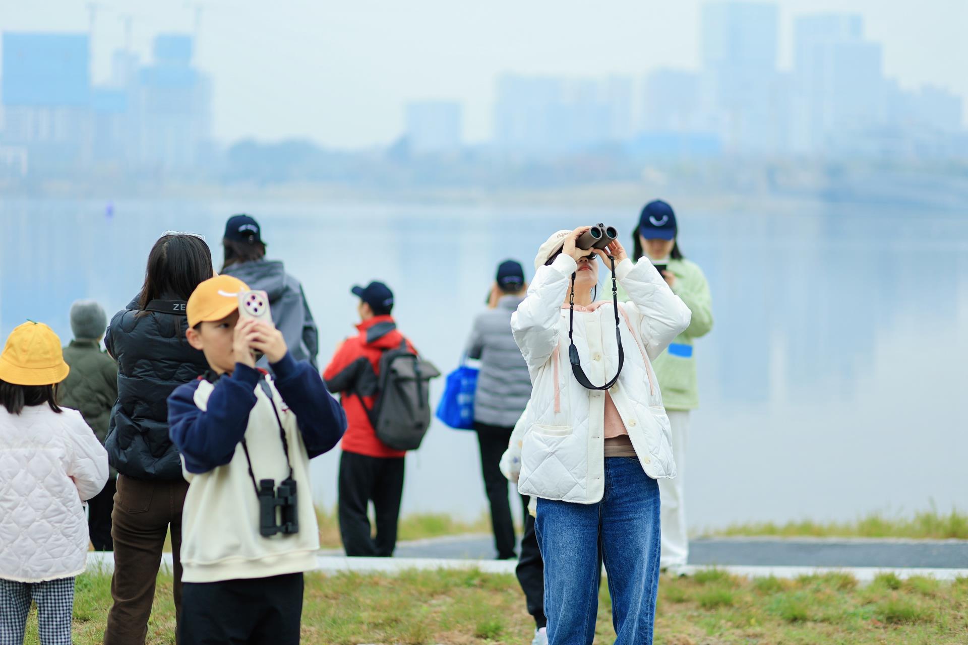 ����18(�й���)�ٷ���վ