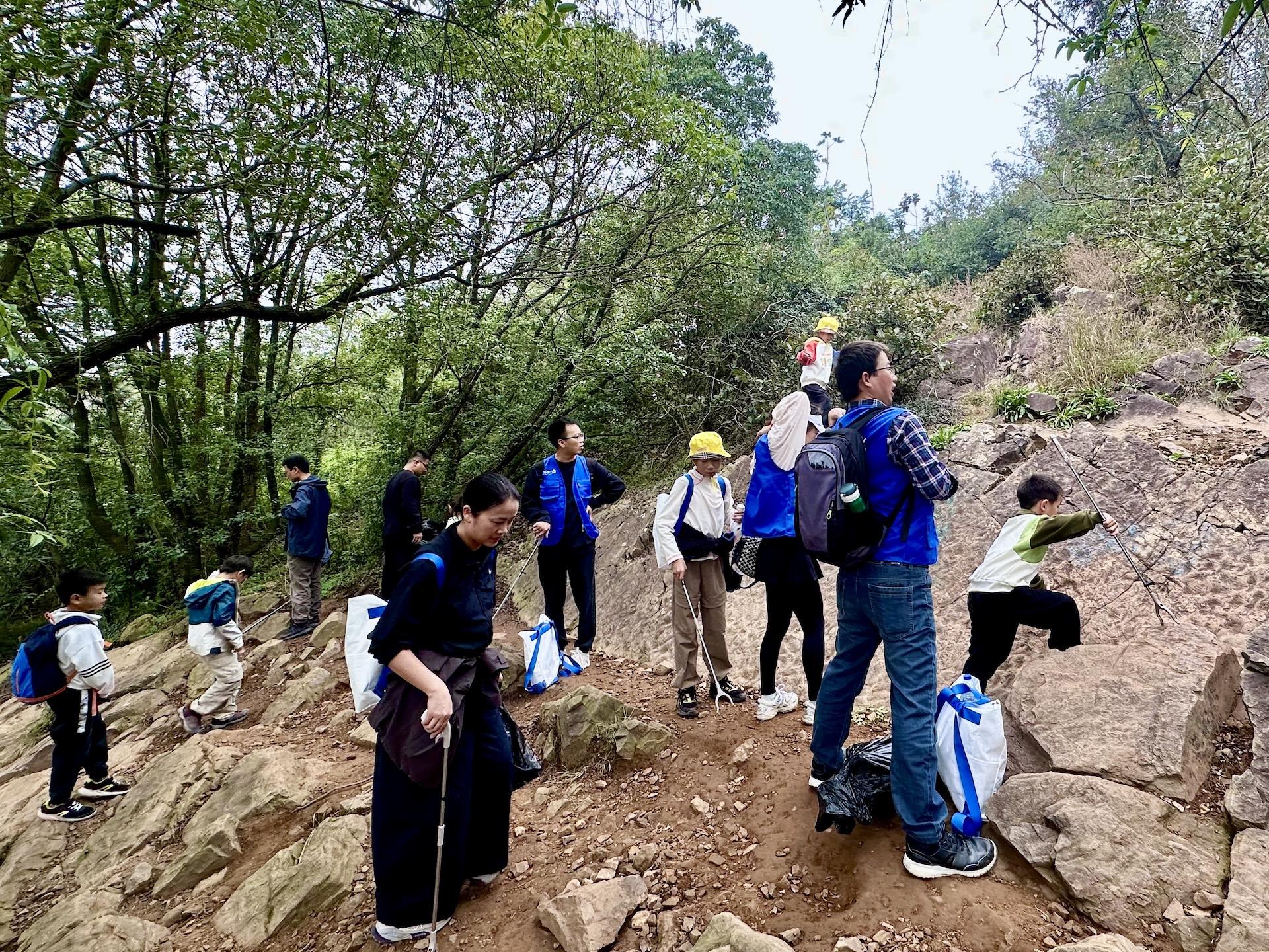 ����18(�й���)�ٷ���վ